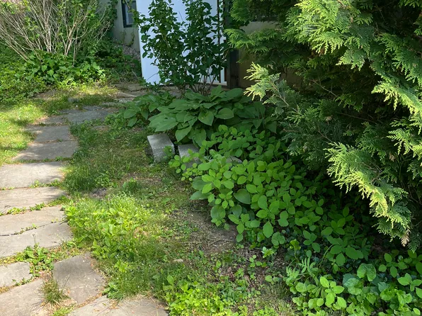 (undisclosed Address), Orange, CT 06477