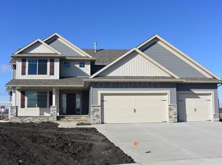 7201 16th St S, Fargo, ND 58104