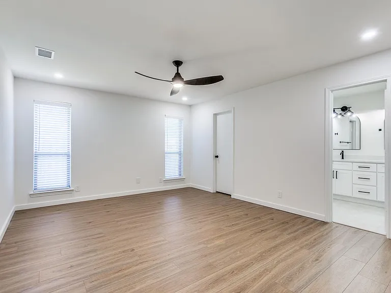2822 Clear Springs Dr — Photo 20