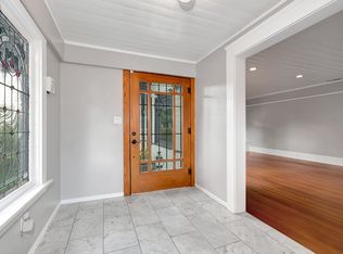 3831 Goldfinch St, San Diego, CA 92103