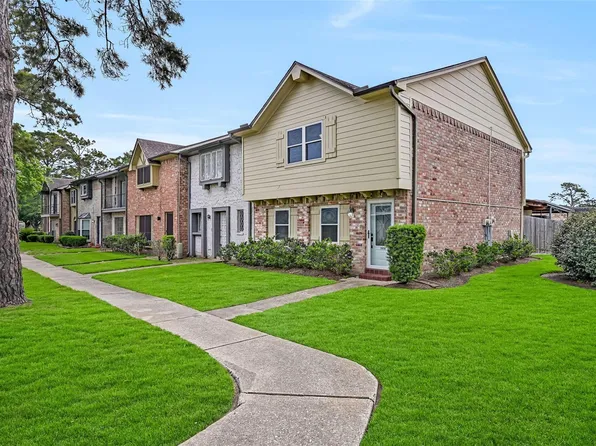 3954 Laura Leigh Ln, Friendswood, TX 77546