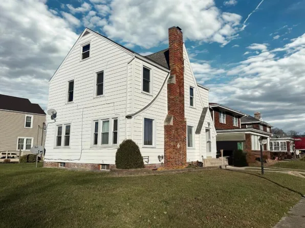 301 E Market St, Celina, OH 45822