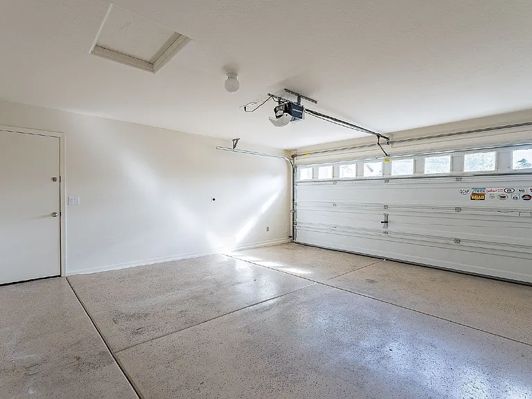 5054 S 235th Dr — Photo 35