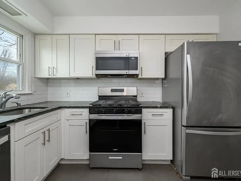 796 Inman Ave #1 — Photo 15