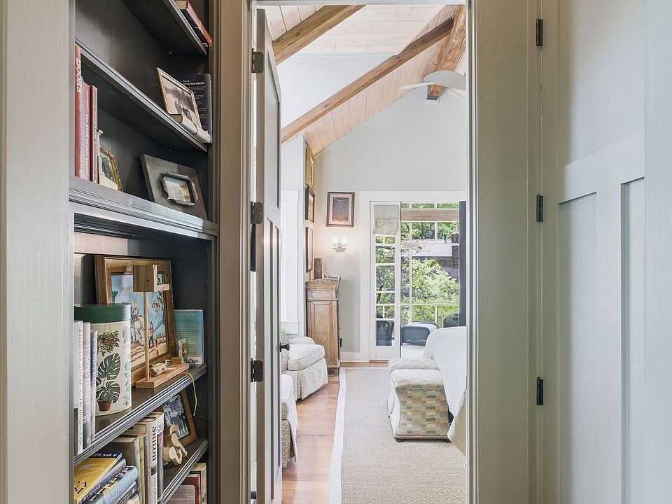 37th image of 167 Pollywood Ln