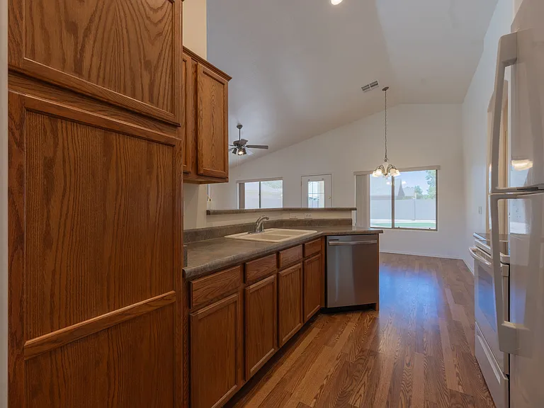 7722 N Winding Trl — Photo 12