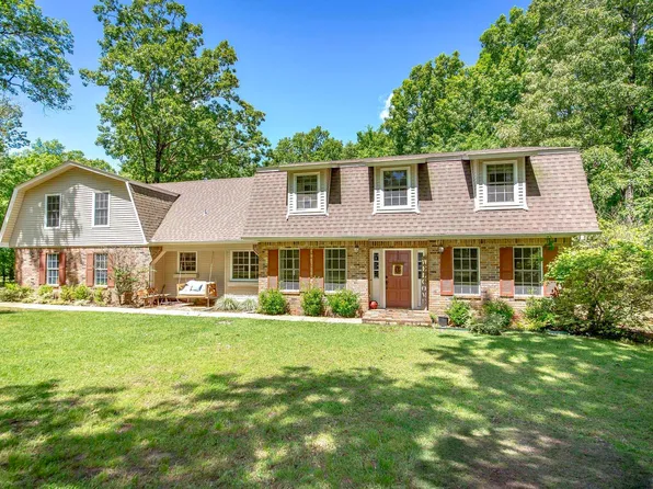 398 N Windwood Hts, Cabot, AR 72023