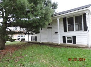 3023 Green Acres Dr, Youngstown, OH 44505