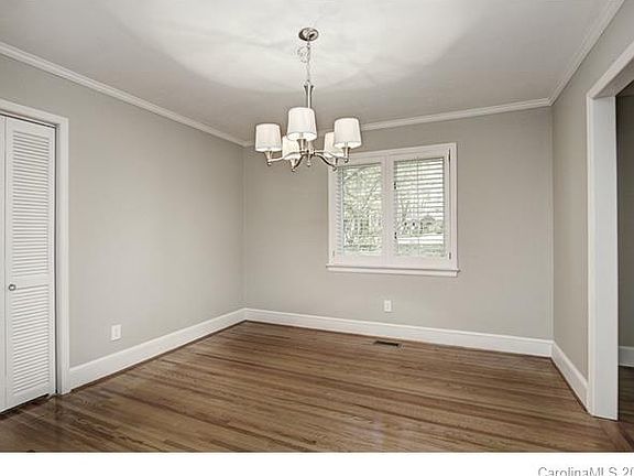 5th image of 217 Lakenheath Ln