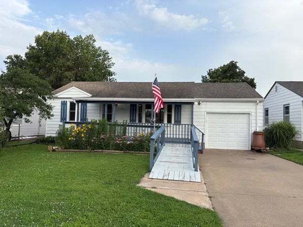 1305 NW 2nd St, Abilene, KS 67410