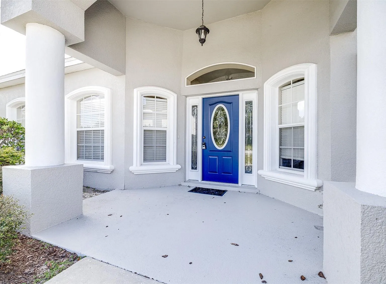 4 bed, 2348 sqft, $2,650 — Photo 2