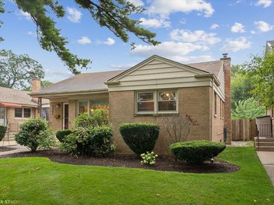 9409 N Lockwood Ave, Skokie, IL, 60077