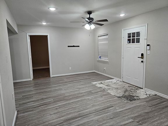 2nd image of 3102 Friar Point Rd