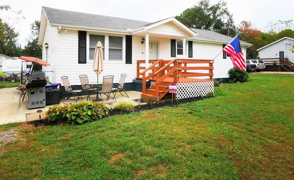 1st image of 619 Drew St