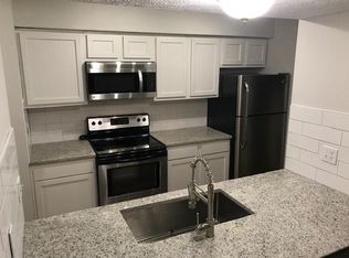 1689 Park Row Dr, Columbus, OH 43235