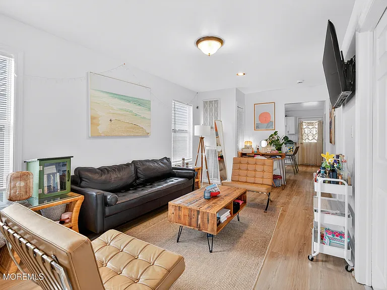 191 3rd Ave #1 — Photo 3