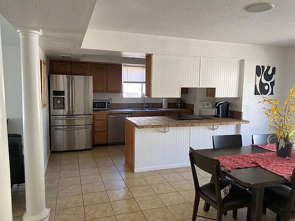 2nd image of 8438 E San Miguel Ave