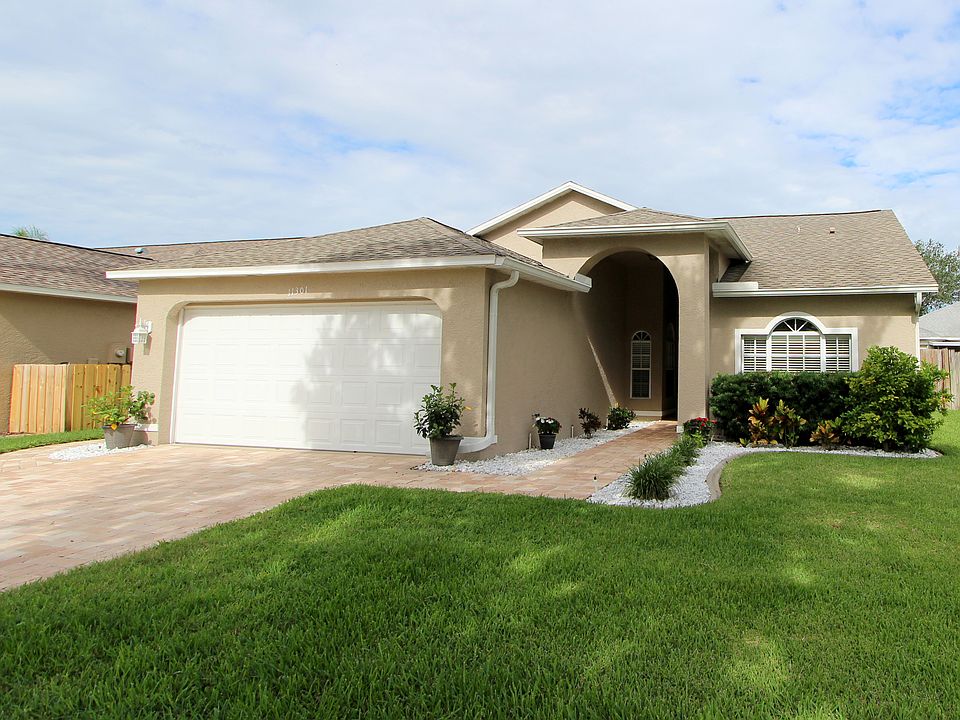 1st image of 11301 Clayridge Dr