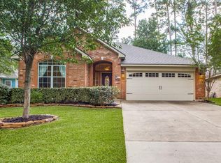 12426 Longfellow Dr, Montgomery, TX 77356