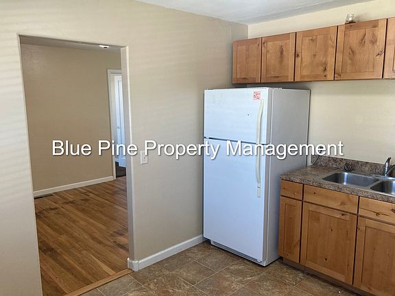 5th image of 452 E Center St Unit A