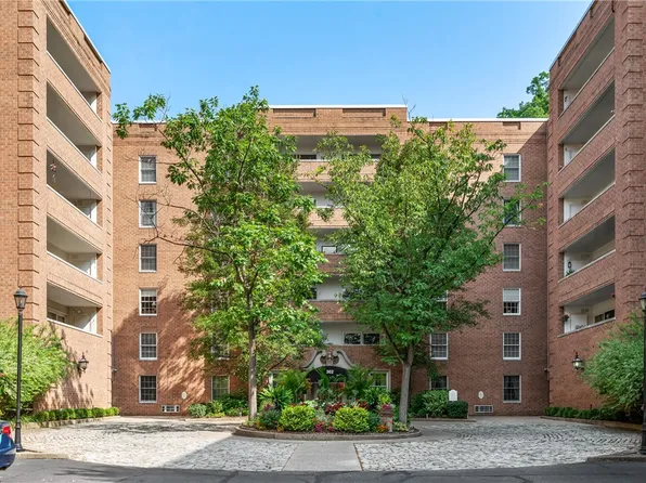 302 Fox Chapel Rd APT 502, Pittsburgh, PA 15238