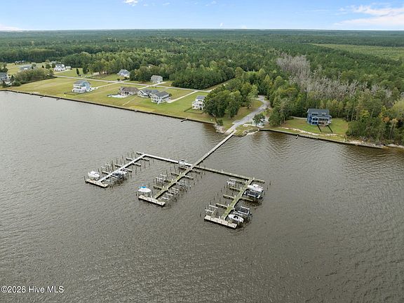 4th image of 456 Eagle Trace Drive