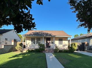 5008 Newcastle Ave, Encino, CA 91316