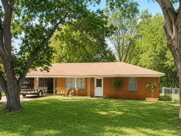 403 E 11th St, Thornton, TX 76687