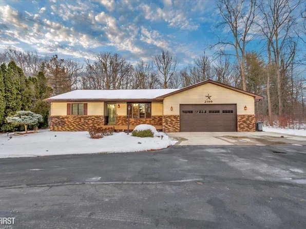 2199 S State Rd, Davison, MI 48423