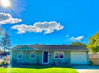 21 Dover Ave, Romeoville, IL 60446