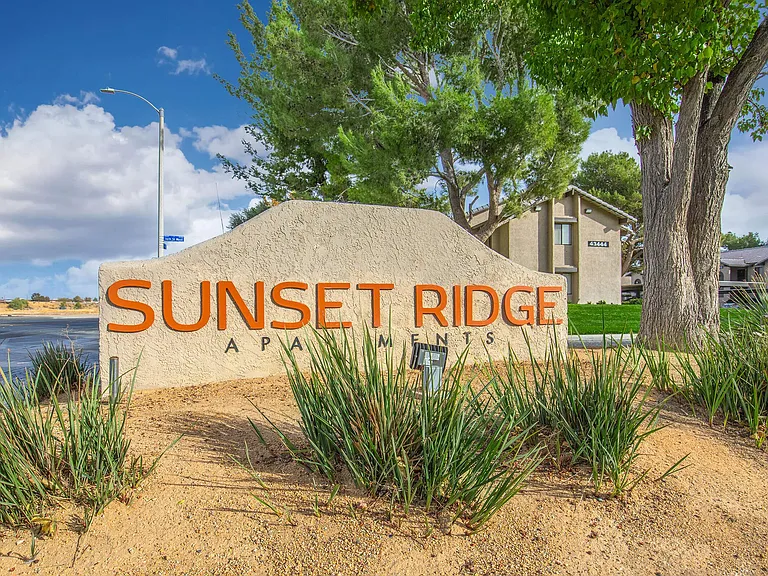 Sunset Ridge — Photo 27