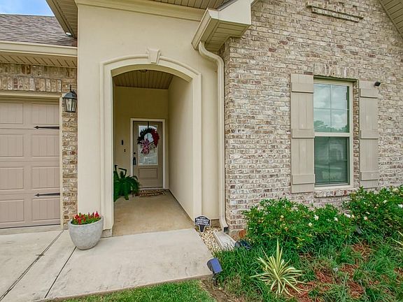 3rd image of 455 Terrace Lake Dr