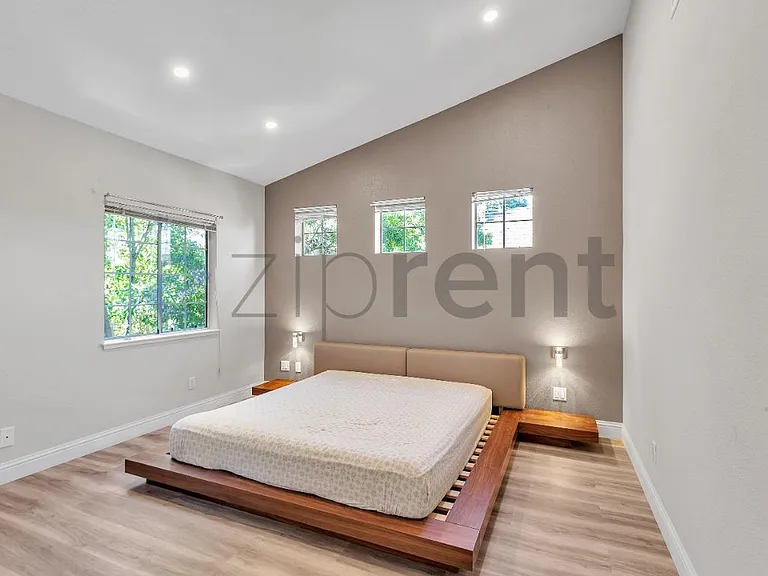 1240 Litchfield Ave — Photo 24