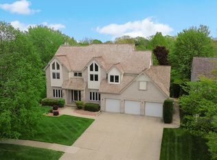 1183 Silo Hill Dr, Grayslake, IL 60030