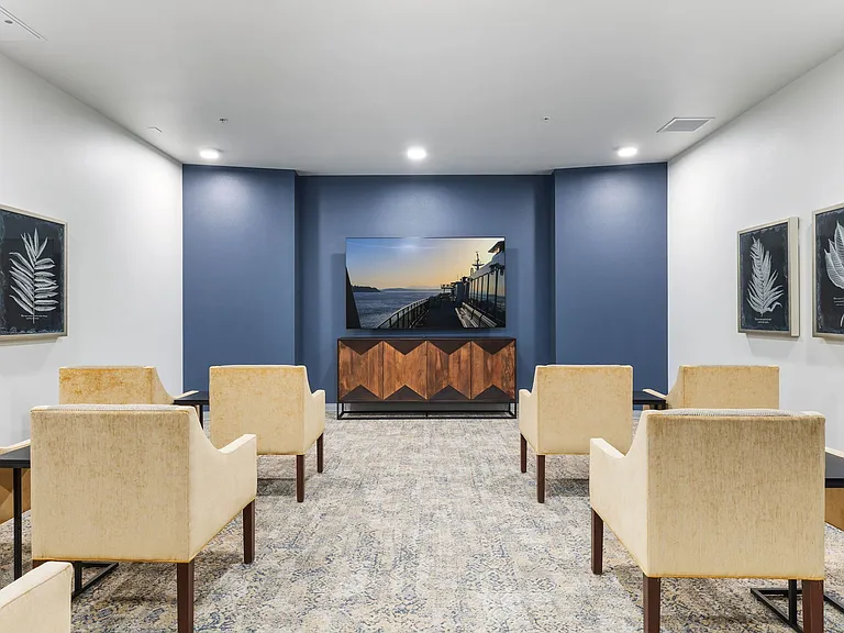 Ovation at Meeker 55+ Senior Apartments — Photo 27