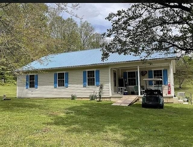 2nd image of 720 Woodyard Rd