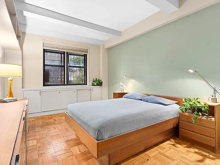 140 7th Ave #1G — Photo 5