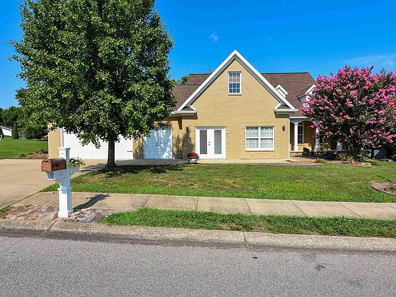 2nd image of 14940 Kingsmont Dr