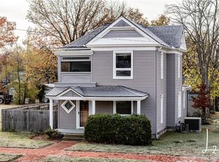 915 Main St, Neodesha, KS 66757