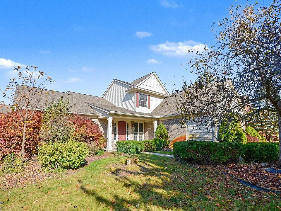 23977 Devonshire Dr