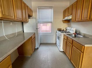 3136 Arnow Pl #2B, Bronx, NY 10461