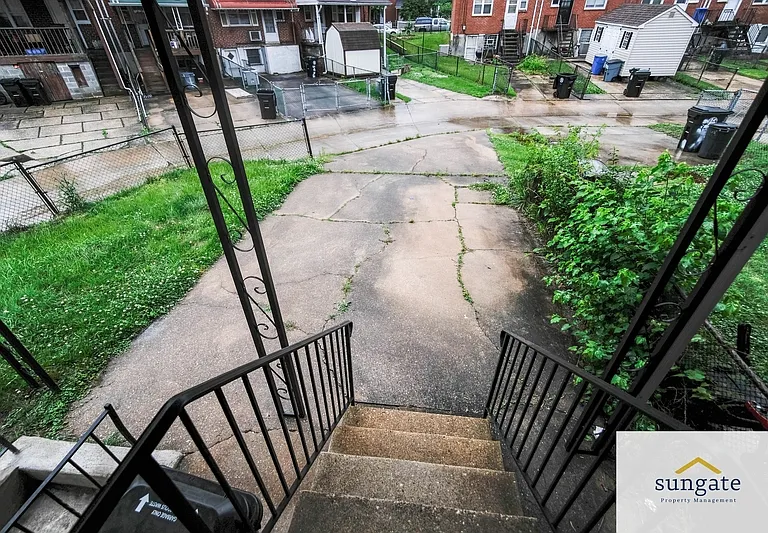 3427 N Point Rd — Photo 35