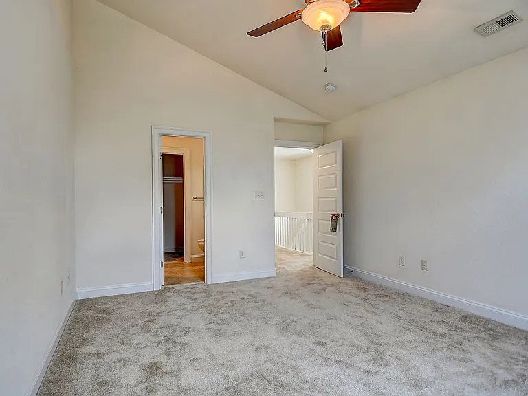2224 W Berrie Cir — Photo 38