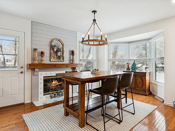 5th image of 52 White Oak Cir