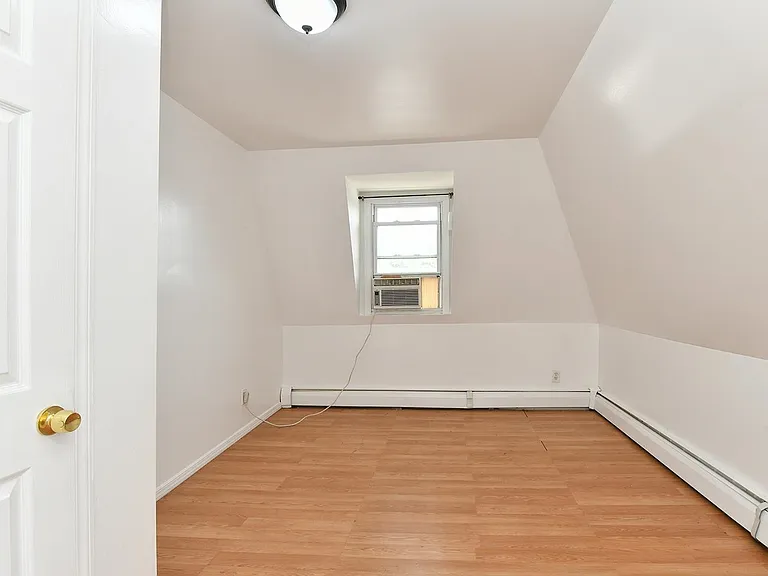 3709 Kennedy Blvd #4 — Photo 7