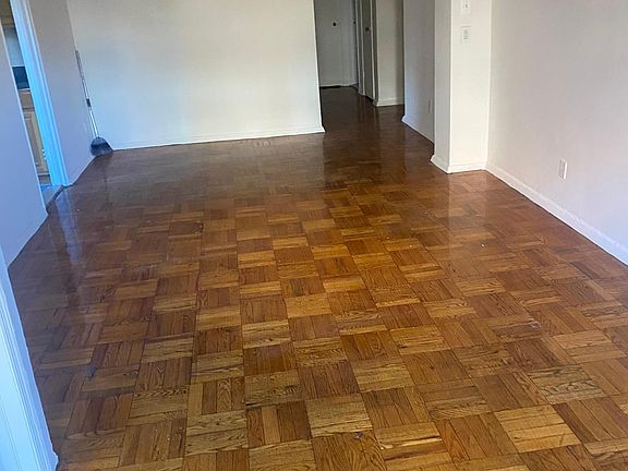 3rd image of 14415 41st Ave #2M