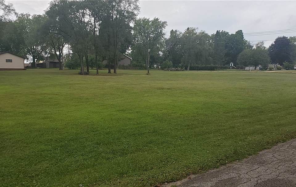2nd image of L1-2 10th St
