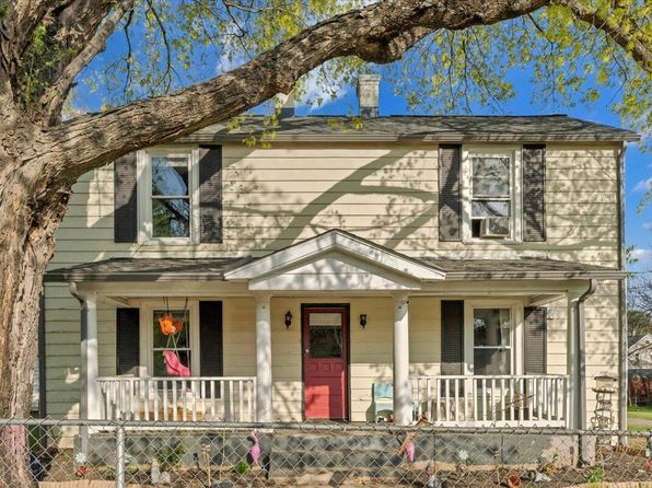 1319 Liberty Rd NE, Roanoke, VA 24012