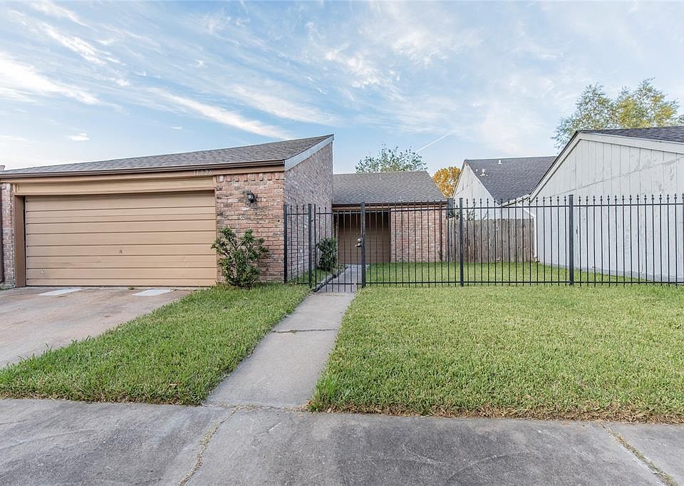 1st image of 11326 Bandlon Dr