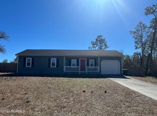 23 Crown Point Rd, Hubert, NC 28539